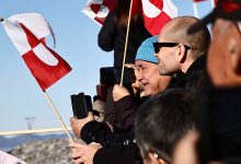 greenland delegation spectators